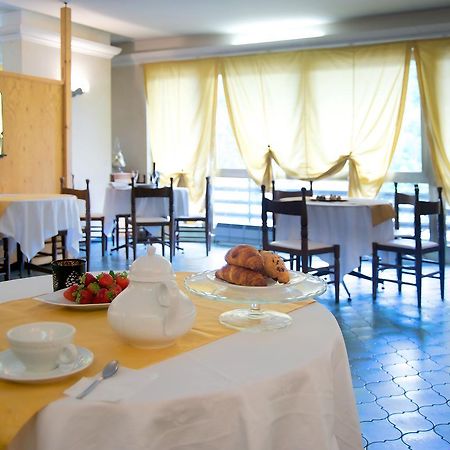 Hotel Dell' Olmo Ormea Екстер'єр фото